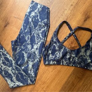 Carbon38 workout set